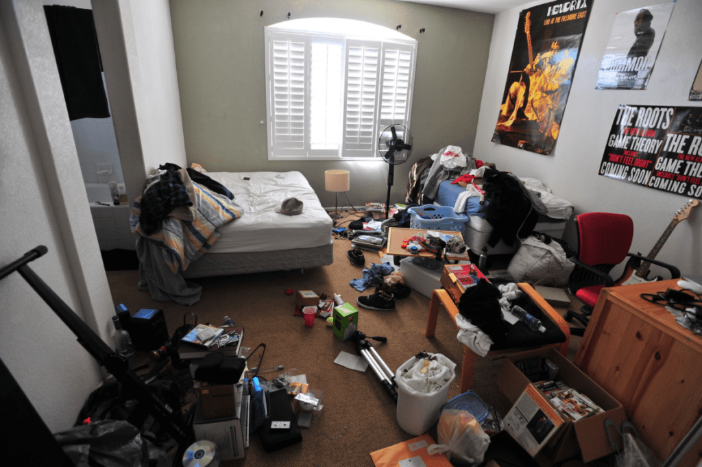 mess in the dormitory